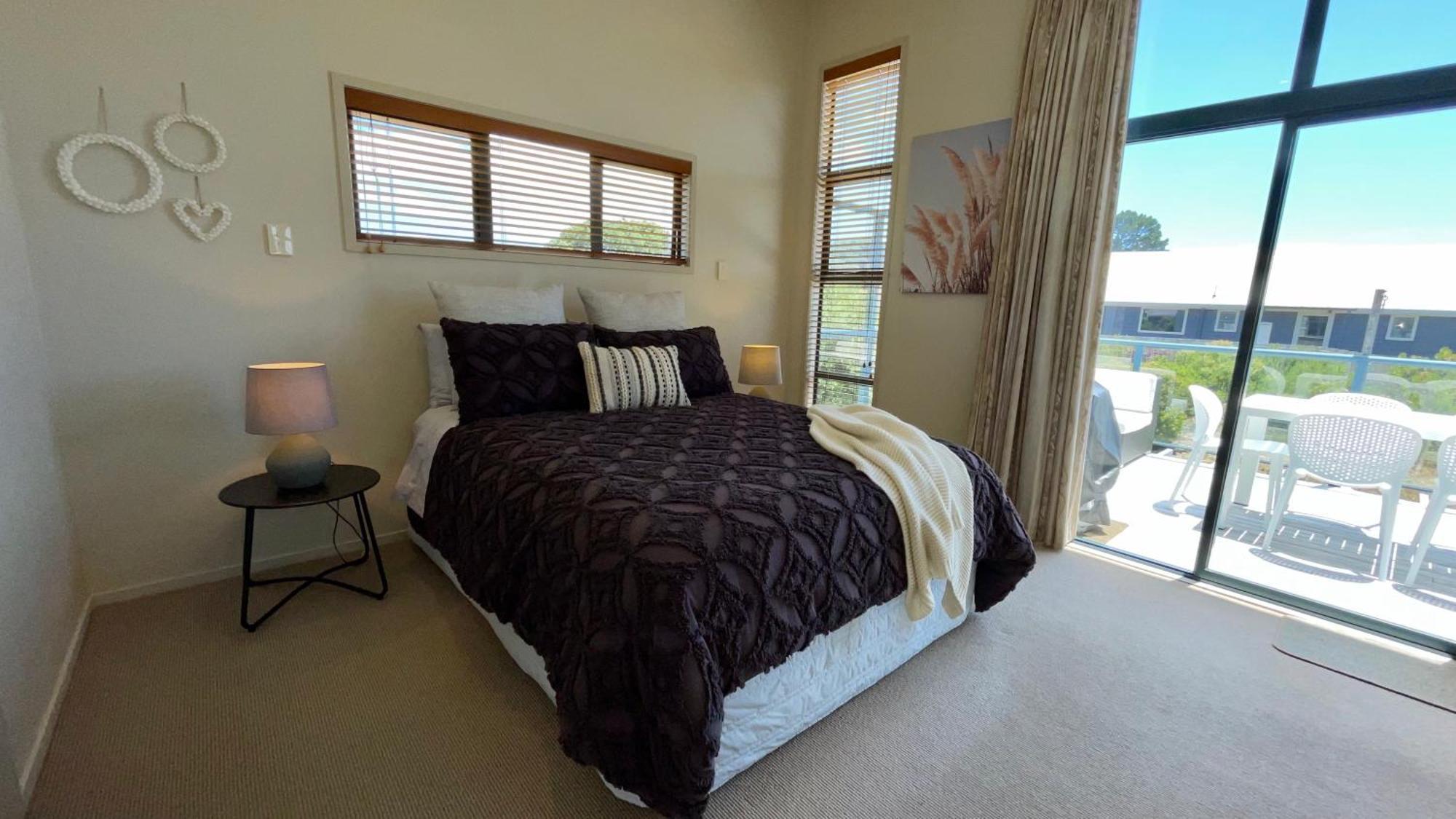 Oceans 8 - Mangawhai Heads Holiday Home Exterior foto
